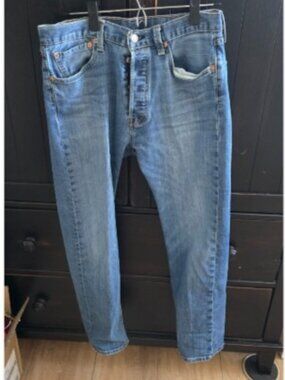 Levis 501 Jeans Mens 32X30 Blue Button Fly Medium Wash Straight